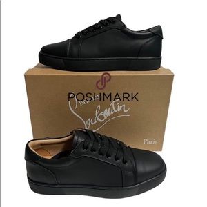 Christian Louboutin Low Top Vieira Flat Sz 37 Blac